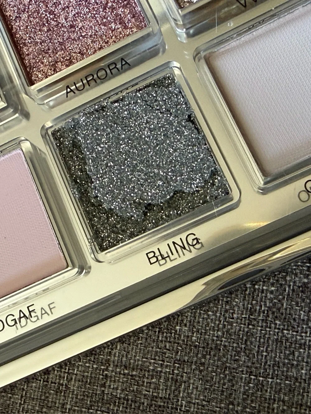 HUDA BEAUTY Icy Nude & Pretty Grunge Duo Palette Set